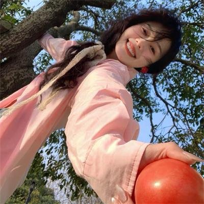 陆总别傲了，简小姐和顾总订婚了